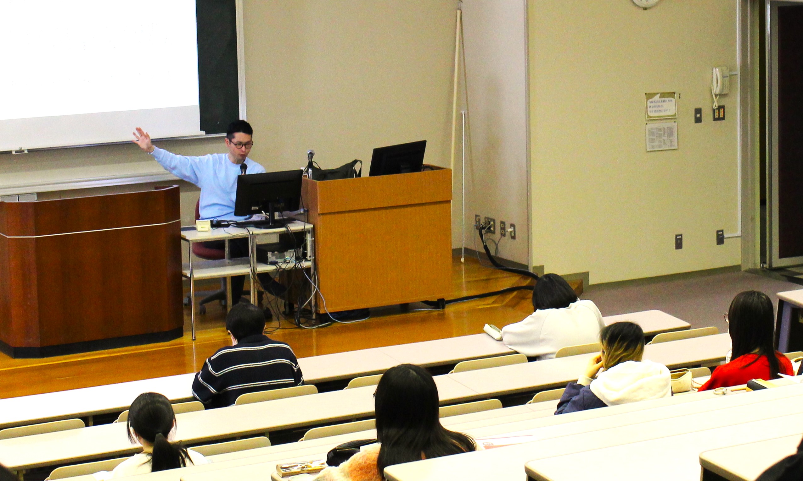 キャリア実践講座の授業風景２